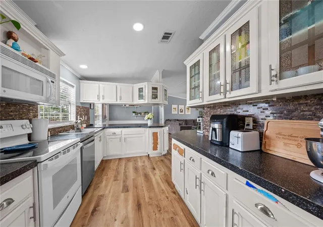 Homes for sale in Saint Cloud, FL | 6411 Woods St, Saint Cloud, FL 34771 | MLS# S5153444