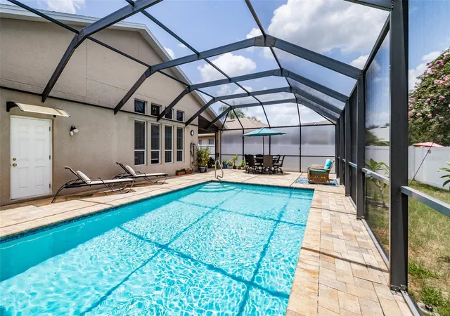 Photo 3 of Single family home for sale at 1617 Vistoso Ln, Sun City Center, FL 33573 | MLS# TB8527865 | Listing updated on 2026-09-17