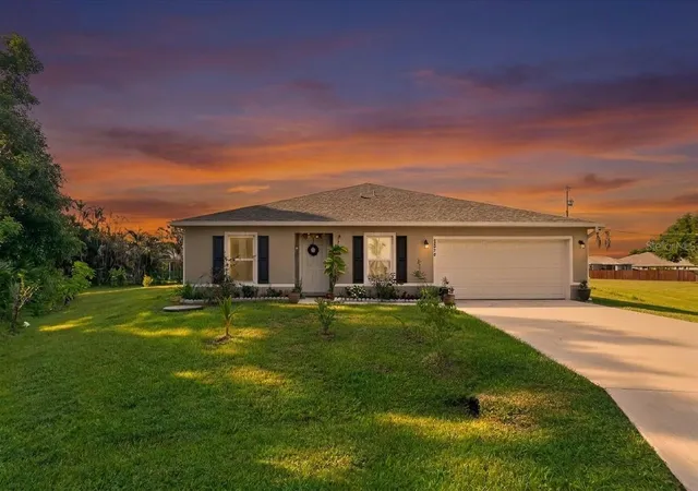 Homes for sale in Port Saint Lucie, FL | 2274 Se Powell Ct, Port Saint Lucie, FL 34952 | MLS# TB8527867
