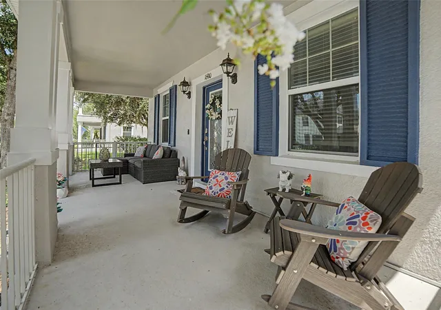Photo 2 of Single family home for sale at 16910 Dorman Rd, Lithia, FL 33547 | MLS# TB8527874 | Listing updated on 2026-09-23
