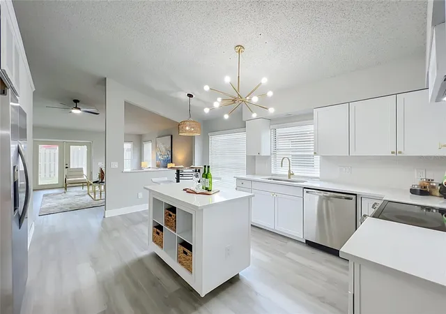 Homes for sale in Lake Mary, FL | 881 Garden Glen Loop, Lake Mary, FL 32746 | MLS# O6423986