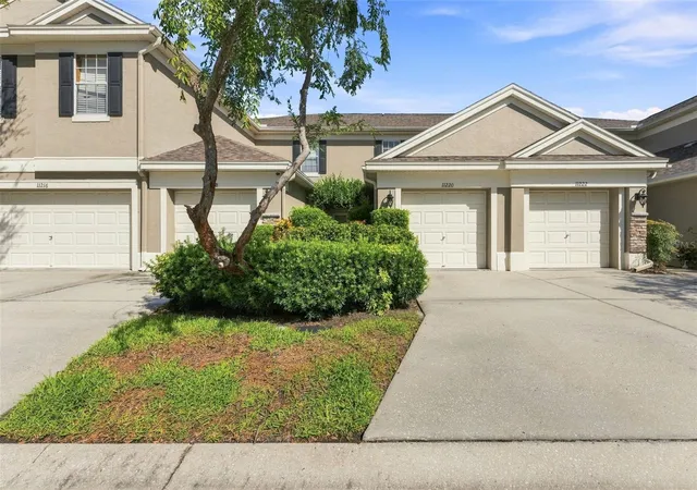 Photo 2 of Townhouse for sale at 11220 Windsor Pl Cir, Tampa, FL 33626 | MLS# TB8527888 | Listing updated on 2026-08-12