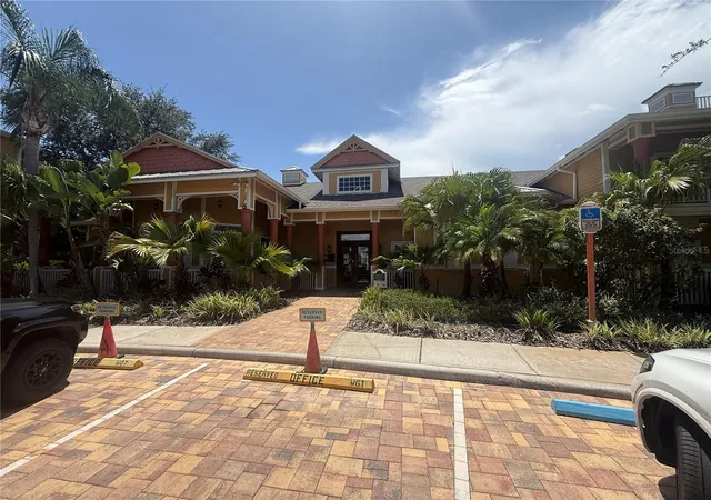2nd image of 4207 S Dale Mabry Hwy #2414, Tampa, FL 33611 | MLS# TB8527889