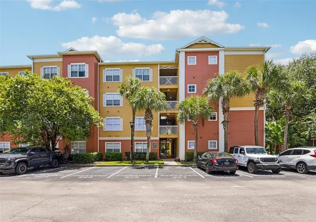 Photo 2 of Condo for sale at 4207 S Dale Mabry Hwy #2414, Tampa, FL 33611 | MLS# TB8527889 | Listing updated on 2026-08-28