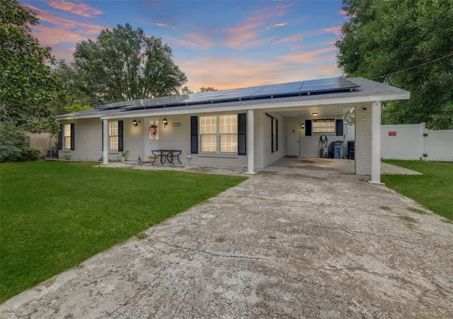 Homes for sale in Zephyrhills, FL | 37237 Nicole Ave, Zephyrhills, FL 33541 | MLS# L4963416