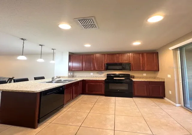 3rd image of 1162 Chelsea Dr, Davenport, FL 33897 | MLS# O6424004