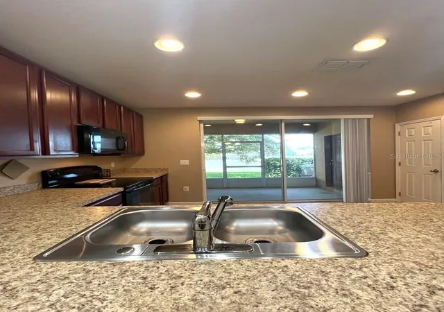 4th image of 1162 Chelsea Dr, Davenport, FL 33897 | MLS# O6424004