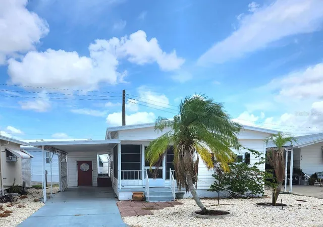 3rd image of 1715 Illinois Ave, Bradenton, FL 34207 | MLS# A4699608