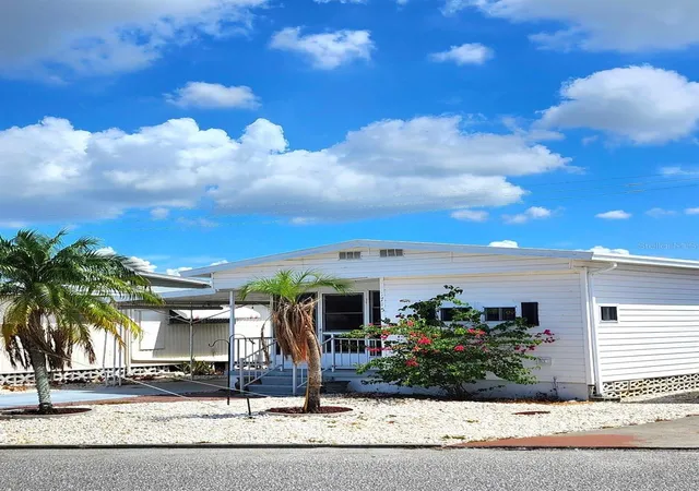 4th image of 1715 Illinois Ave, Bradenton, FL 34207 | MLS# A4699608