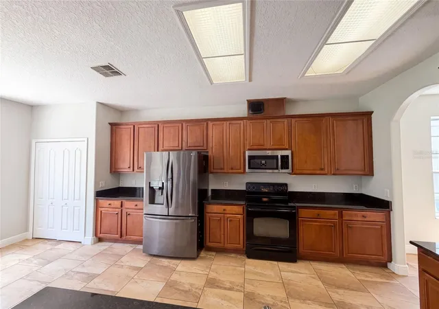 Photo 2 of Single family home for sale at 12706 Grovehurst Ave, Winter Garden, FL 34787 | MLS# O6424010 | Listing updated on 2026-09-03