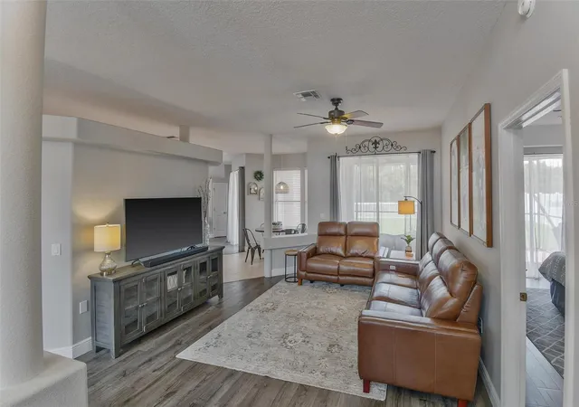 5th image of 8706 Linebrook Dr, Trinity, FL 34655 | MLS# TB8527907