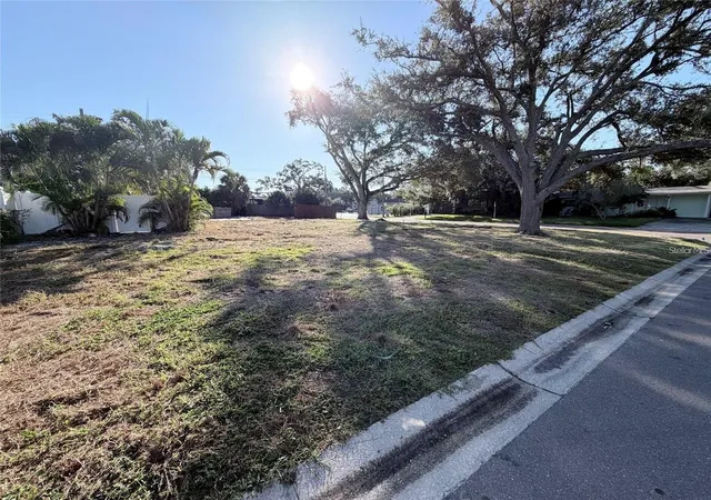 Photo 1 of Land for sale at 3626 S Omar Ave, Tampa, FL 33629 | MLS# O6424016 | Listing updated on 2026-10-06