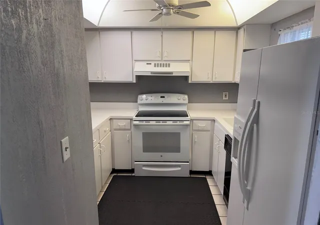 Listing Photo 4 - Condo for sale in building located at 1201 N Mcmullen Booth Rd, CLEARWATER, FL 33759