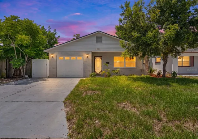 1st image of 4828 22nd Avenue N, St Petersburg, FL 33713 | MLS# TB8527929