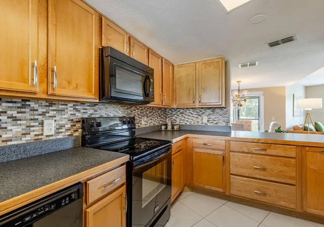 5th image of 1068 Lotus Pkwy #813, Altamonte Springs, FL 32714 | MLS# G5114891
