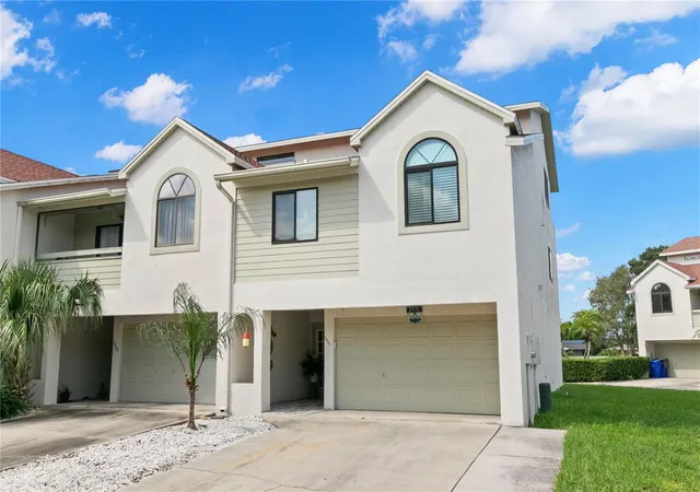 2nd image of 2376 Hanover Dr, Dunedin, FL 34698 | MLS# TB8527945