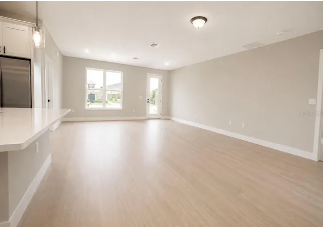 Photo 4 of Single family home for sale at 701 Fulmar Ct, Kissimmee, FL 34759 | MLS# S5153473 | Listing updated on 2026-10-06
