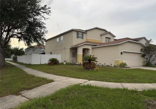 2nd image of 12139 Fox Bloom Ave, Gibsonton, FL 33534 | MLS# TB8527961