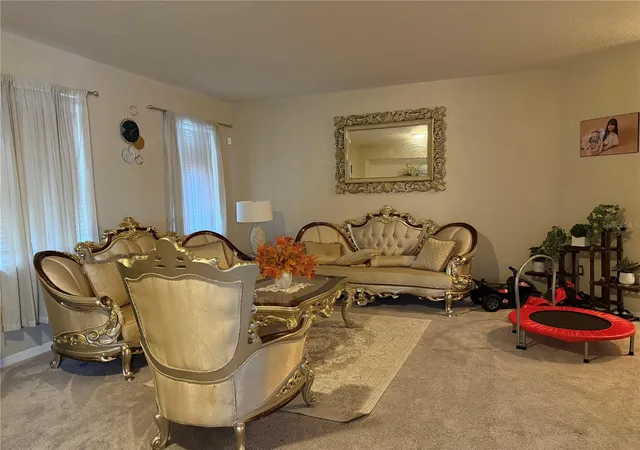 4th image of 12139 Fox Bloom Ave, Gibsonton, FL 33534 | MLS# TB8527961