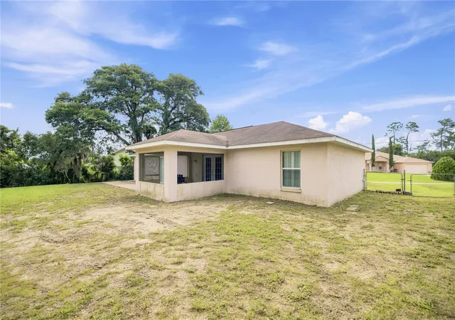 Photo 4 of Sale Pending at 3377 SW 126th Lane Rd, Ocala, FL 34473 | MLS# OM728225 | Listing updated on 2026-07-21