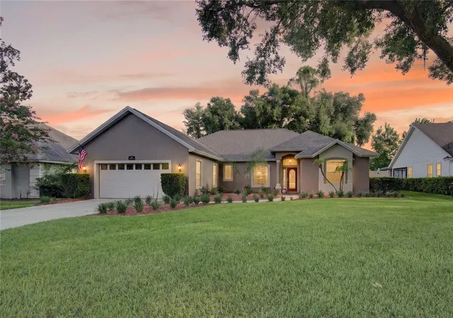 3rd image of 19337 Spring Oak Dr, Eustis, FL 32736 | MLS# O6424068