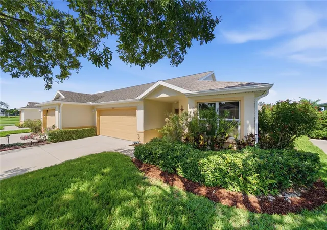 2nd image of 3007 Live Oak Ln #34, Palmetto, FL 34221 | MLS# A4699629