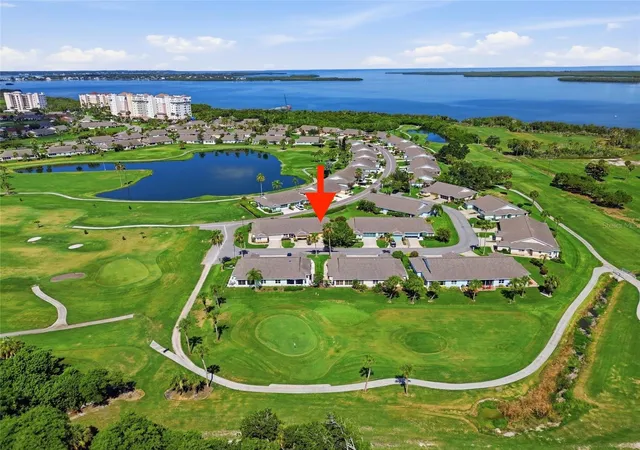 5th image of 3007 Live Oak Ln #34, Palmetto, FL 34221 | MLS# A4699629