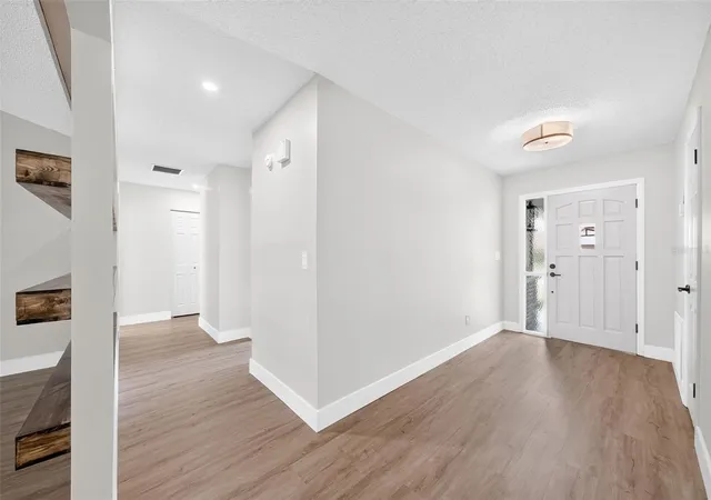 3rd image of 8050 Nw 48Th Ln, Ocala, FL 34482 | MLS# TB8527987