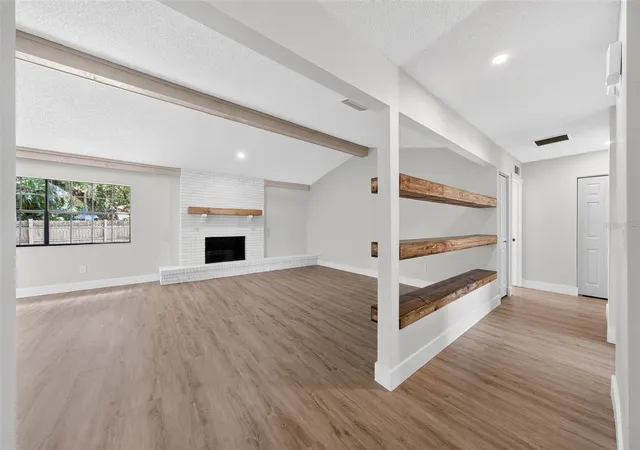 4th image of 8050 Nw 48Th Ln, Ocala, FL 34482 | MLS# TB8527987