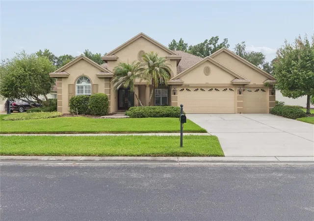 2nd image of 26920 Winged Elm Dr, Wesley Chapel, FL 33544 | MLS# TB8527988