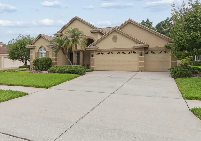 4th image of 26920 Winged Elm Dr, Wesley Chapel, FL 33544 | MLS# TB8527988
