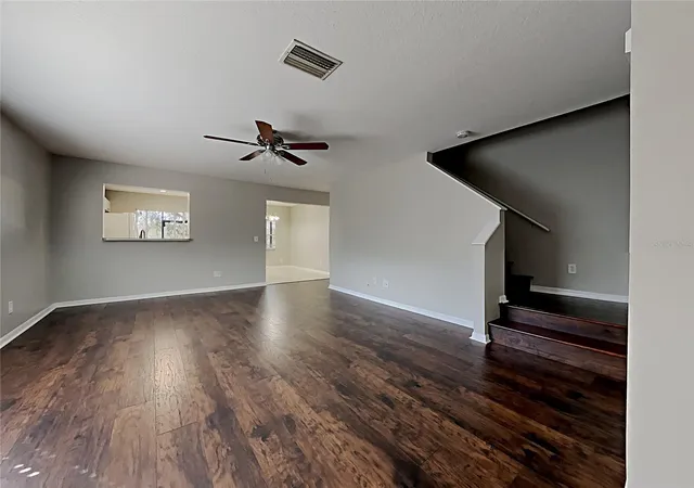 Photo 2 of Single family home for sale at 404 Summer Sails Dr, Valrico, FL 33594 | MLS# C7528249 | Listing updated on 2026-09-03