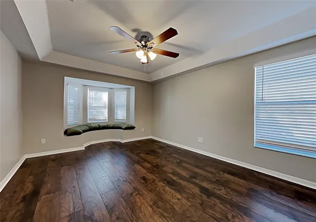 Photo 4 of Single family home for sale at 404 Summer Sails Dr, Valrico, FL 33594 | MLS# C7528249 | Listing updated on 2026-09-03