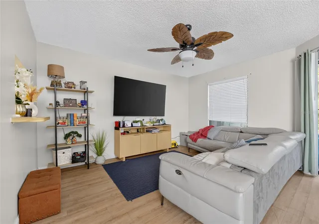 3rd image of 2701 Ne 10Th St #603, Ocala, FL 34470 | MLS# OM728235