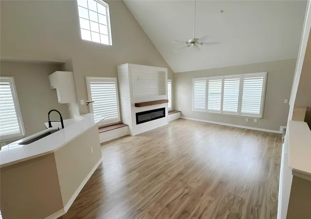 Photo 4 of Condo for sale at 5531 Rosehill Rd #201, Sarasota, FL 34233 | MLS# C7528251 | Listing updated on 2026-09-01