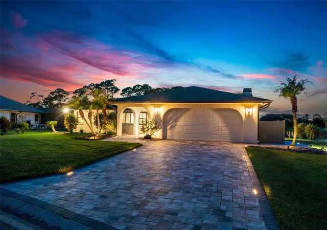 5th image of 3615 Avenida Madera, Bradenton, FL 34210 | MLS# A4699641