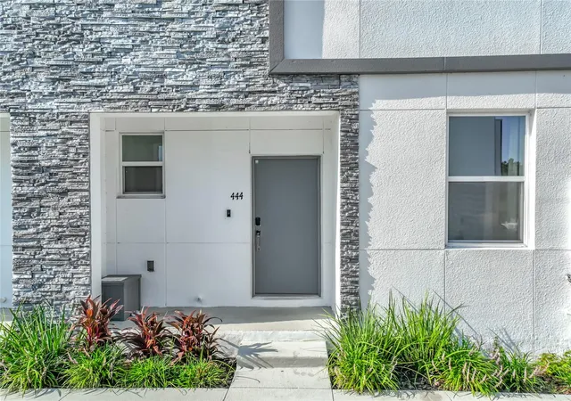 2nd image of 444 Famagusta Dr, Davenport, FL 33896 | MLS# O6424110