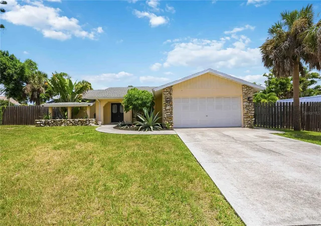 1st image of 440 Lychee Rd, Nokomis, FL 34275 | MLS# N6144984