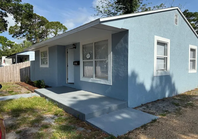 Photo 2 of Multi family home for sale at 427 40th Avenue S, Saint Petersburg, FL 33705 | MLS# TB8528017 | Listing updated on 2026-09-07