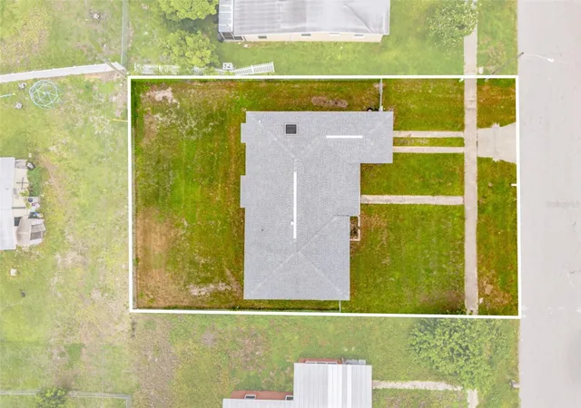 3rd image of 21928 Beverly Ave, Port Charlotte, FL 33952 | MLS# C7528252