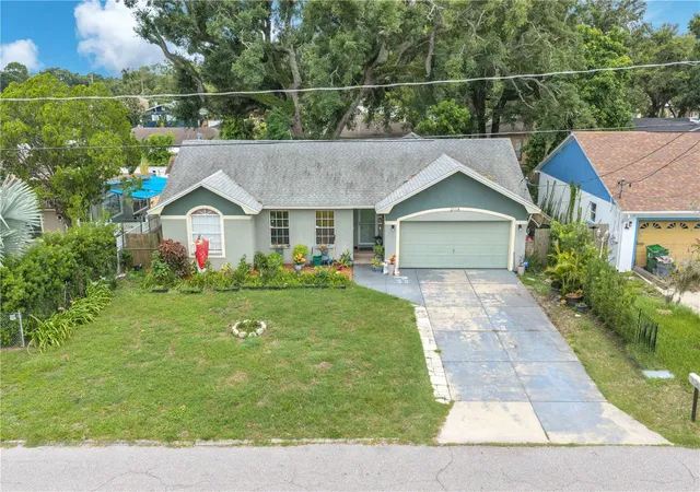 Photo 2 of Single family home for sale at 2114 W Hanna Ave, Tampa, FL 33604 | MLS# TB8528024 | Listing updated on 2026-08-15