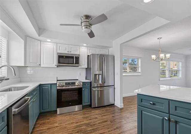 Photo 4 of Condo for sale at 4575 Cove Cir #101, St Petersburg, FL 33708 | MLS# TB8528026 | Listing updated on 2026-09-05