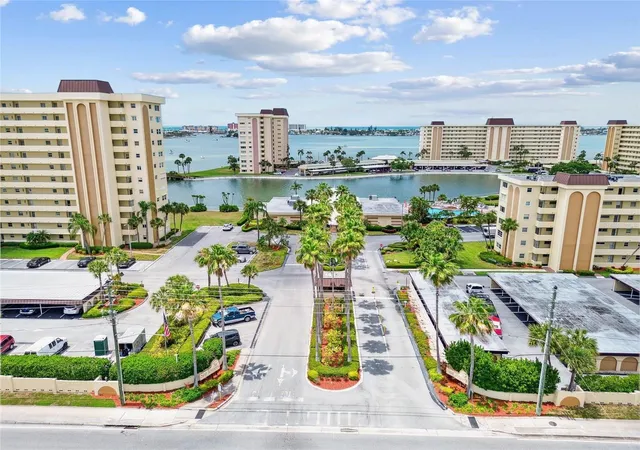 Listing Photo 2 - Condo for sale in building located at 4575 Cvs Cir, Madeira Beach, FL 33708 - Unit #101