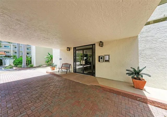 2nd image of 1510 1st Ave W #503, Bradenton, FL 34205 | MLS# A4699648
