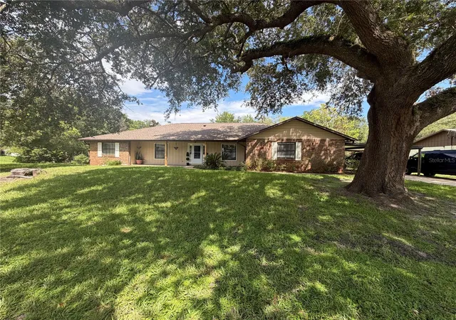 Photo 2 of Single family home for sale at 5915 Sheryl Anita St, Oviedo, FL 32765 | MLS# O6424140 | Listing updated on 2026-10-02