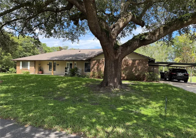 Photo 3 of Single family home for sale at 5915 Sheryl Anita St, Oviedo, FL 32765 | MLS# O6424140 | Listing updated on 2026-10-02