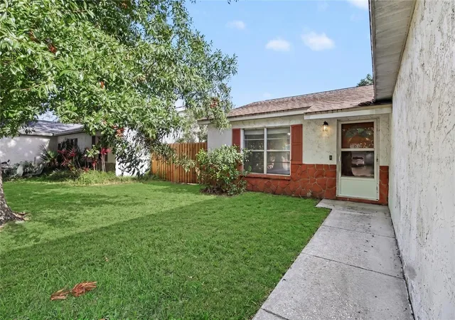 Photo 2 of Sale Pending at 1916 Hudson Ct, Oldsmar, FL 34677 | MLS# TB8528046 | Listing updated on 2026-09-30