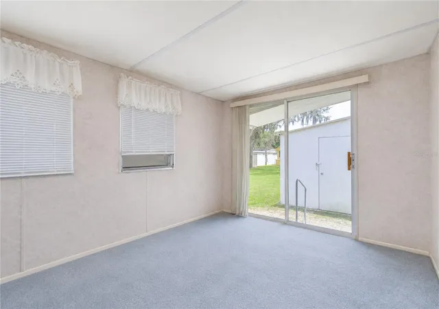 Photo 4 of Manufactured home for sale at 37344 Hammond Dr, Zephyrhills, FL 33541 | MLS# TB8528049 | Listing updated on 2026-07-13