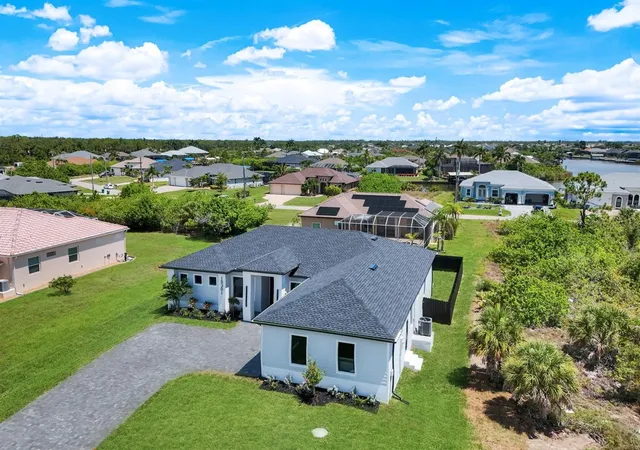 Photo 3 of Single family home for sale at 15301 Acorn Cir, Port Charlotte, FL 33981 | MLS# C7528255 | Listing updated on 2026-09-12