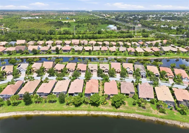2nd image of 19731 Quisto St, Venice, FL 34292 | MLS# A4699657